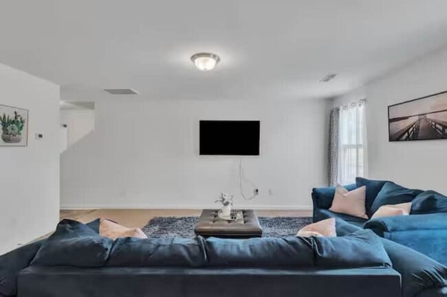 Photo - 2017 Peggy Joe Wy Unidad SI ID1391420P