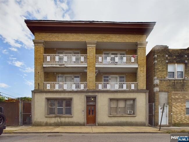 Building Photo - 415 Dodd St Unit 9 Rental