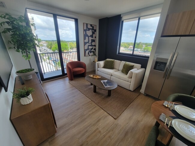 Photo - 858 E 27th St Unit B8