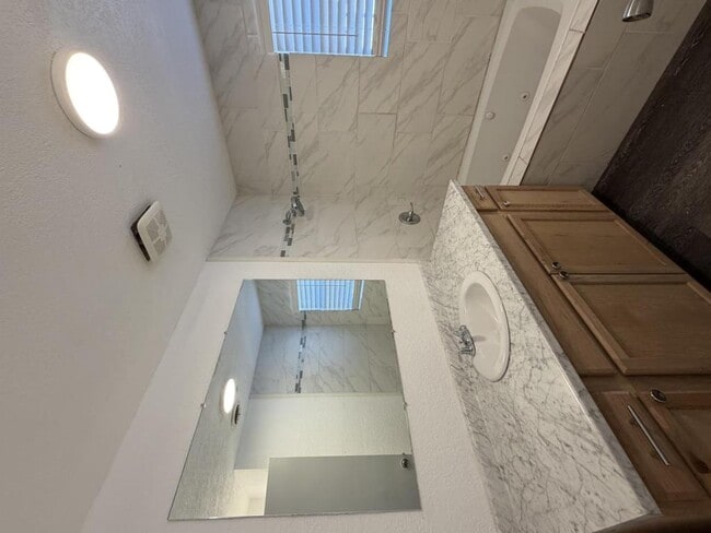 Photo - 406 Anderson Dr