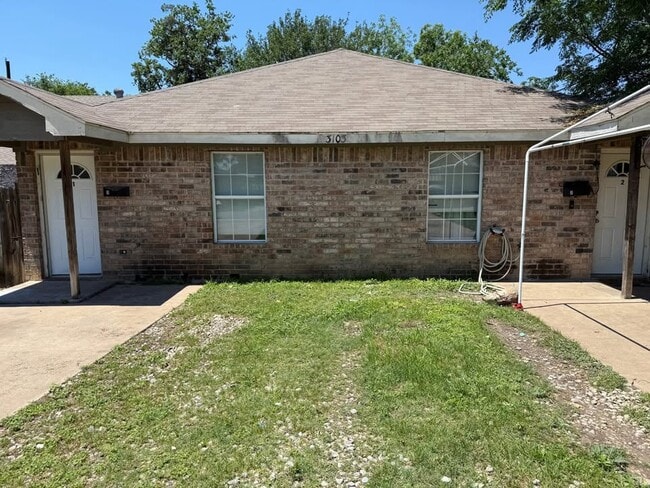 Photo - 3103 N Crump St