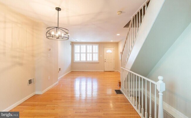 Photo - 2822 S Smedley St