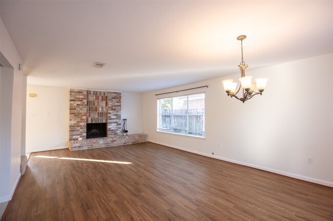 Photo - 2627 The Highlands Dr