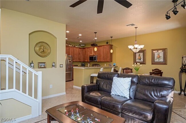 Photo - 11890 Paseo Grande Blvd Unidad 4305