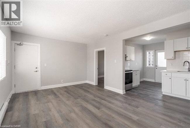 Photo - 81 Gibson Ave