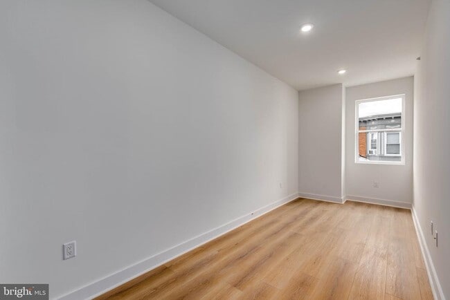 Photo - 1224 W Silver St