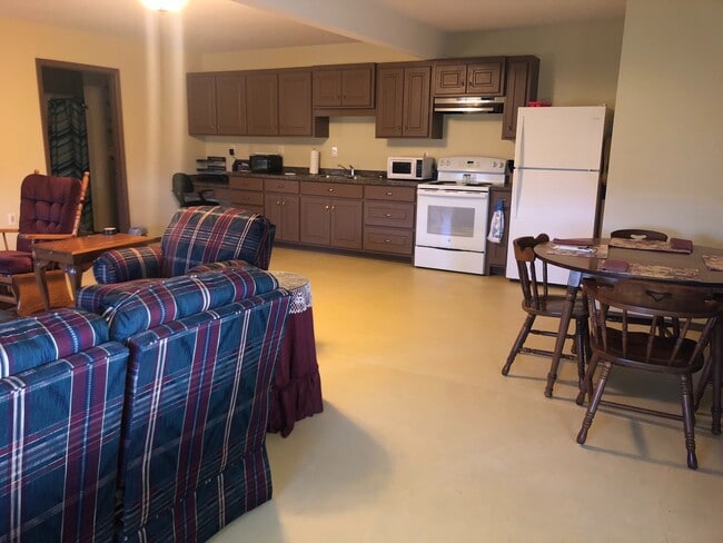 Photo - *FULLY FURNISHED* 1 Bedroom, 1 Bathroom Apartment *UTILITIES INCLUDED*
