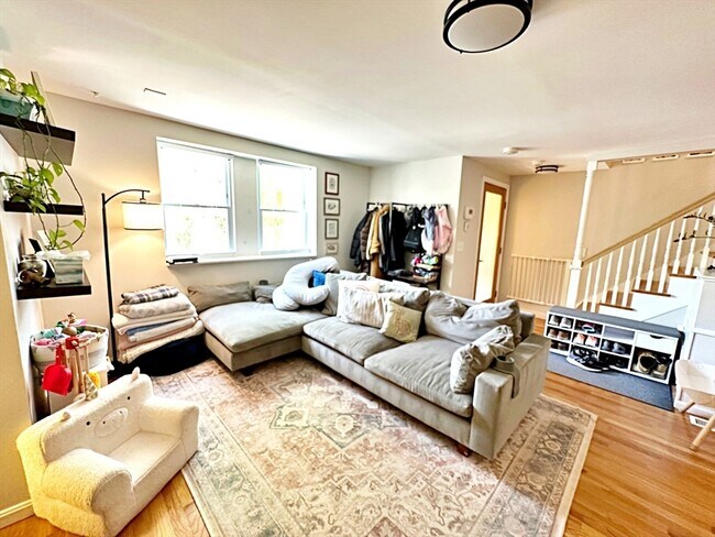 Photo - 72 Cottage St