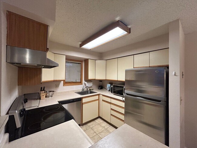 2892 Shadow Creek Dr Unidad 203