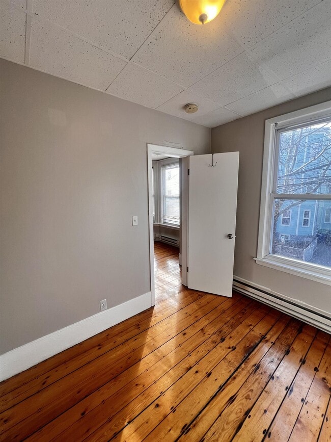 Photo - 9 School St Unidad 2