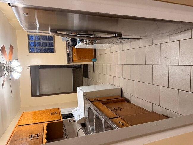 Photo - 1367 Burnham Ave