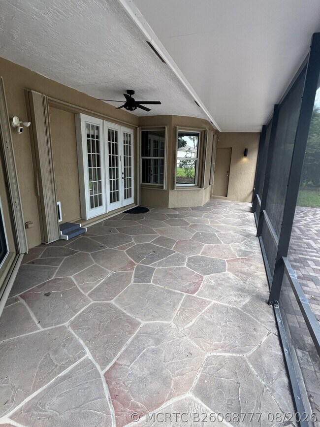 Photo - 3804 Victoria Rd