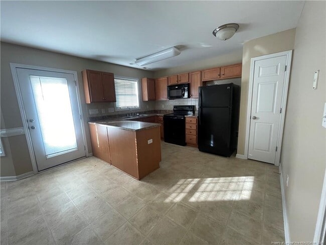 Photo - 1932 Lioncoward Dr