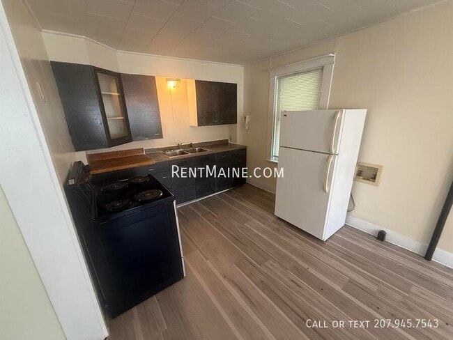 Photo - 12 Stone St Unit 1A