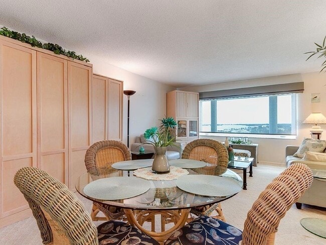 Photo - 4725 Cove Cir Unidad 906