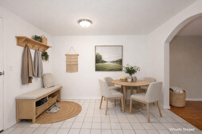 Photo - 4 Fairfax Ave Unit 324