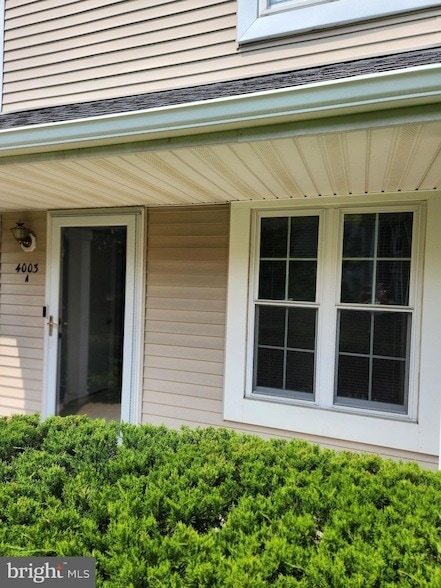 Photo - 4003A Saxony Dr