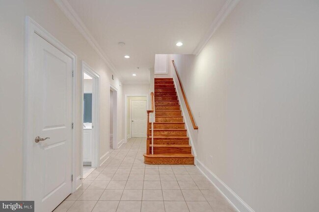 Photo - 710 Bracey Ln