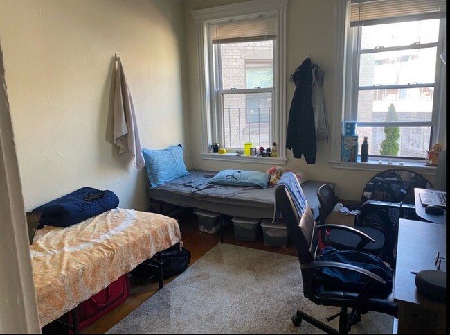 382 Riverway