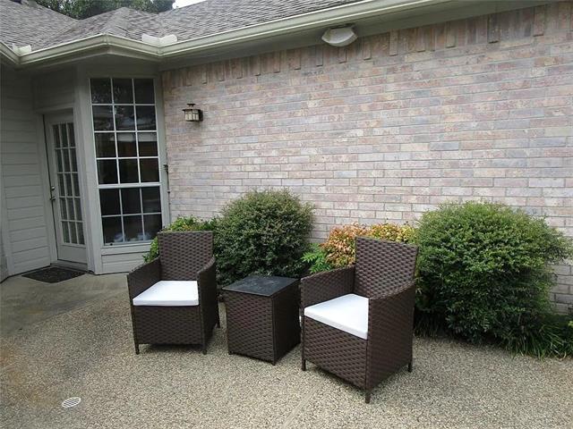 Photo - 5815 Willow Wood Ln