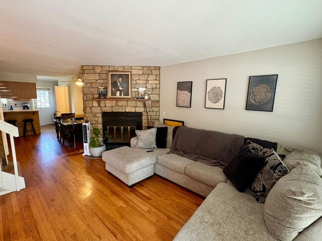 Photo - 3 bed, 2.5 bath Centennial Townhome