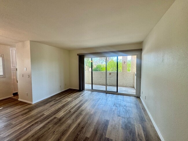 Photo - 17607 Pomerado Rd