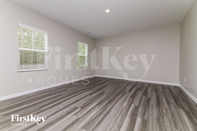 559 Barnes Lndg Dr