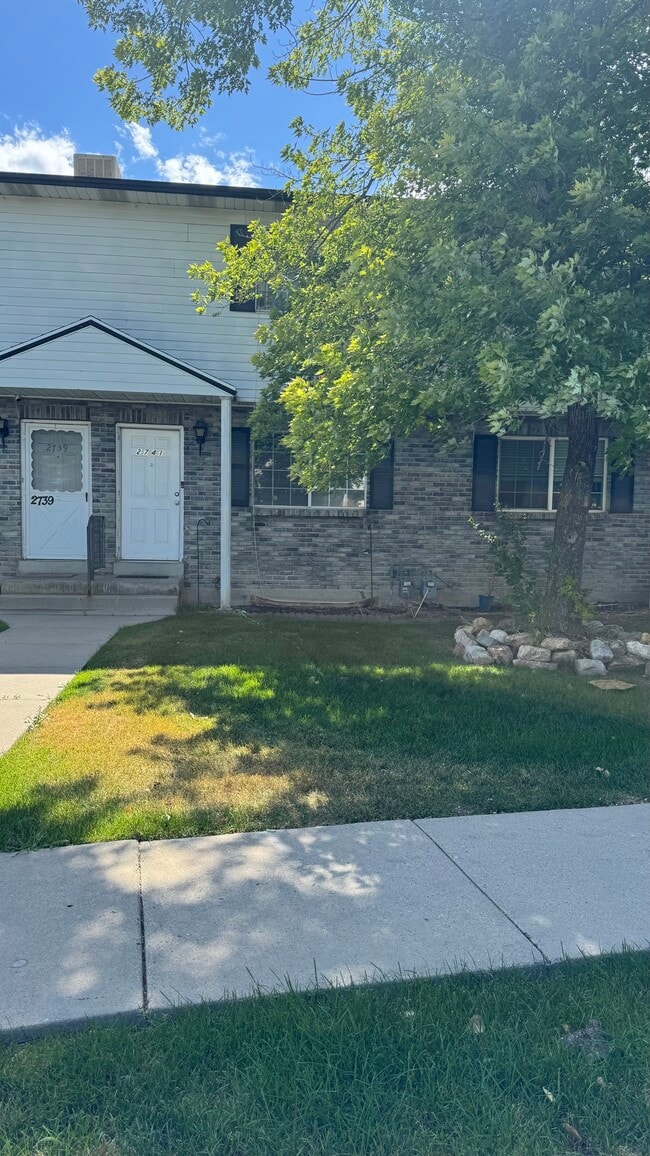 Building Photo - 2741 Centerbrook Dr Rental