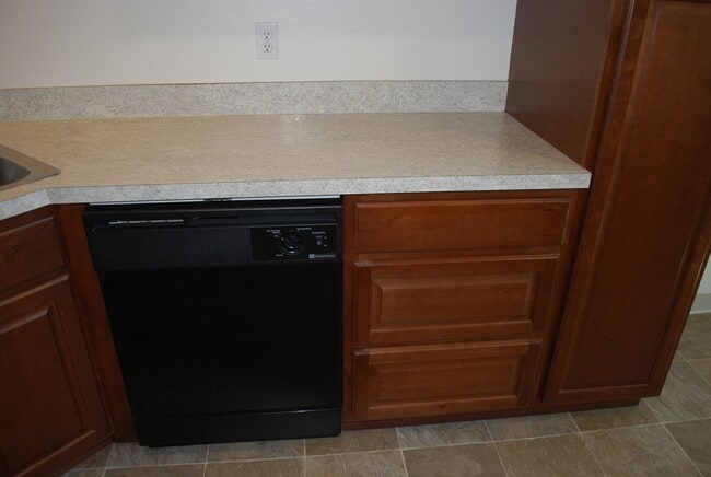 Photo - 1716 S Eagleson Rd Unit 102