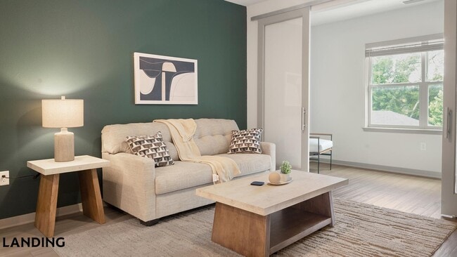 Building Photo - 110 Zora Pl