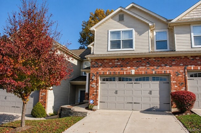 Building Photo - 404 Willott Square Dr