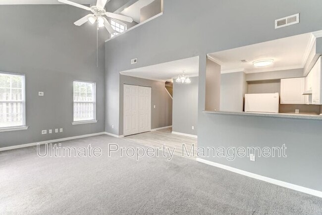 Photo - 502 Shortfin Dr