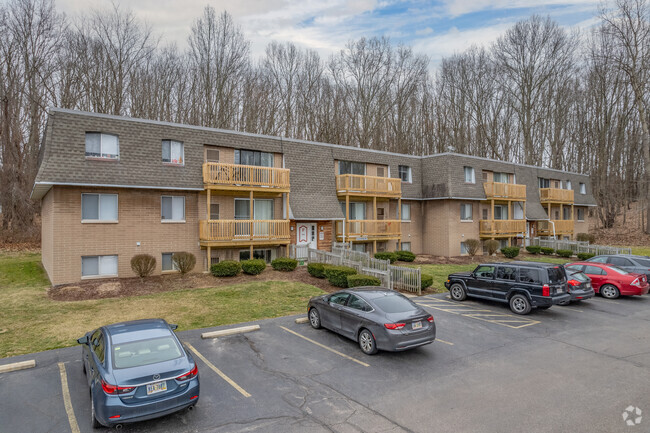 Lake Street Apartments - Lake Street Apartments