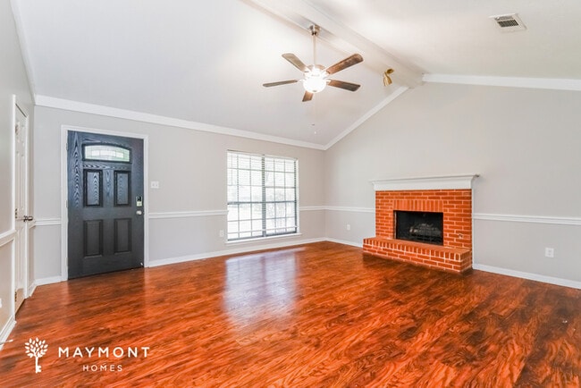 Photo - 195 Dogwood Cir