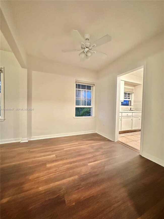 Photo - 430 76th St Unidad 4