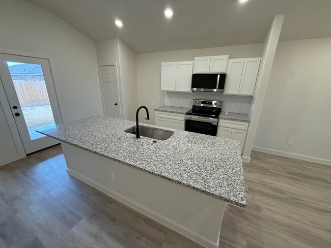 Photo - 1315 N Chicago Ave