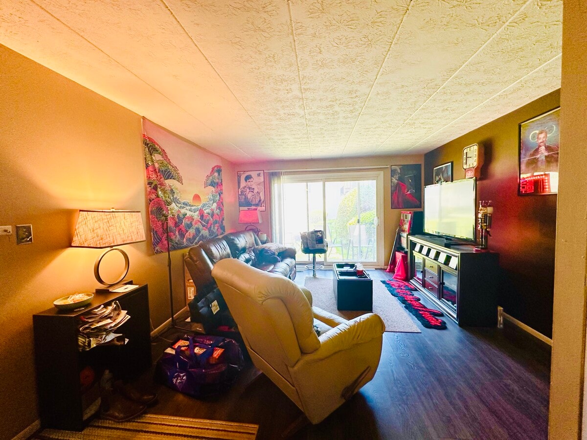 Photo - 422 Fleeter Ct Condo Unit 422