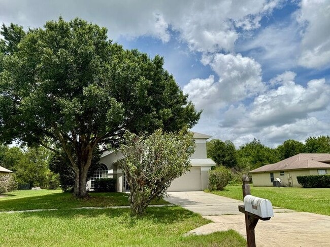 Photo - LARGE AND SPACIOUS 4/3 HOME IN EAST ORLANDO WEDGEFIED COMMUNITY