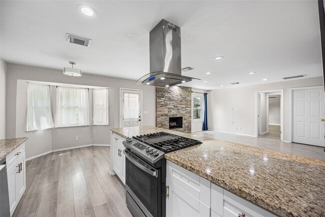 Photo - 9735 Philmont Dr