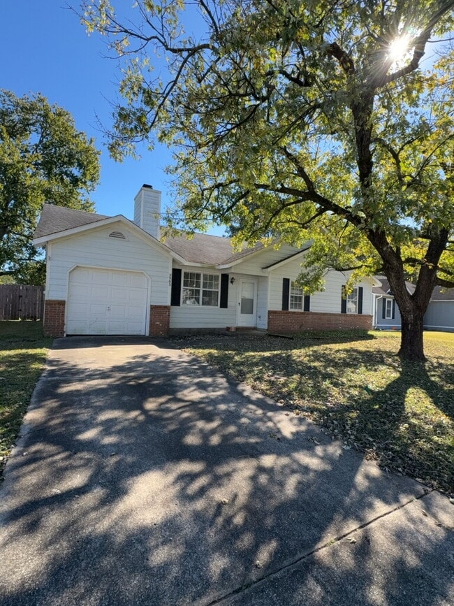 Building Photo - 2903 Norbrick St