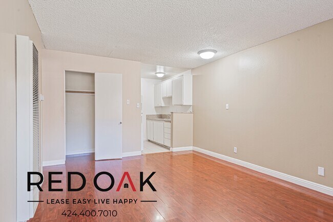 Photo - 17341 Hurley St Unidad 33