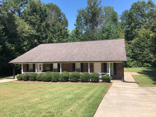 Building Photo - 2009 Grandhaven Dr Unit 2009-B Grandhaven Dr.