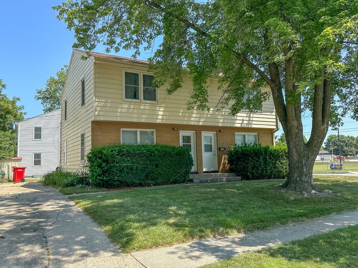 Photo - 2004 Kellogg Ave