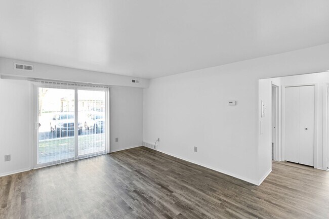 Pinckney Apartments