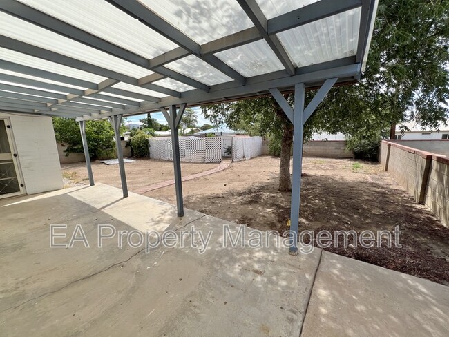 Photo - 8910 Fairbanks Rd NE