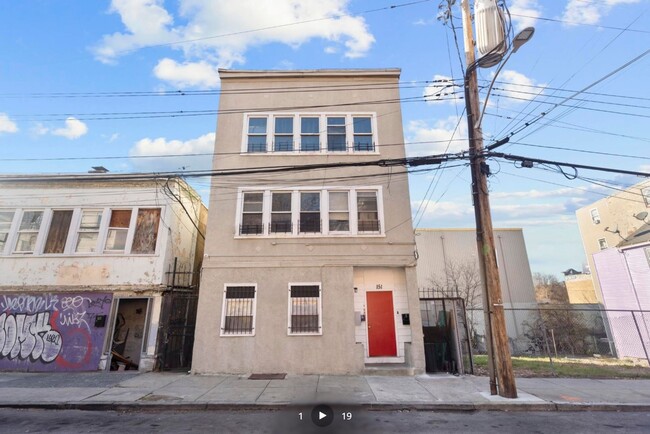 Photo - 151 School St Unit B