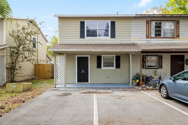 Photo - 156 Douglas Rd W Townhome