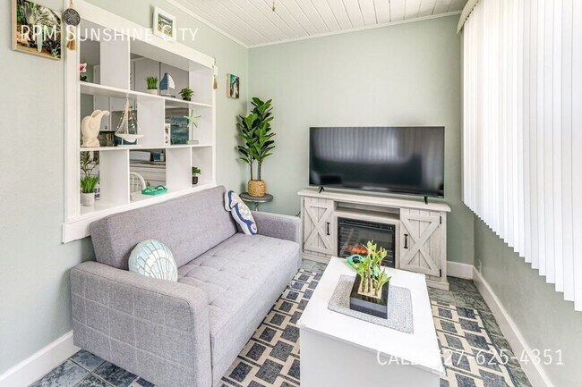 340 78th Ave Unit 4