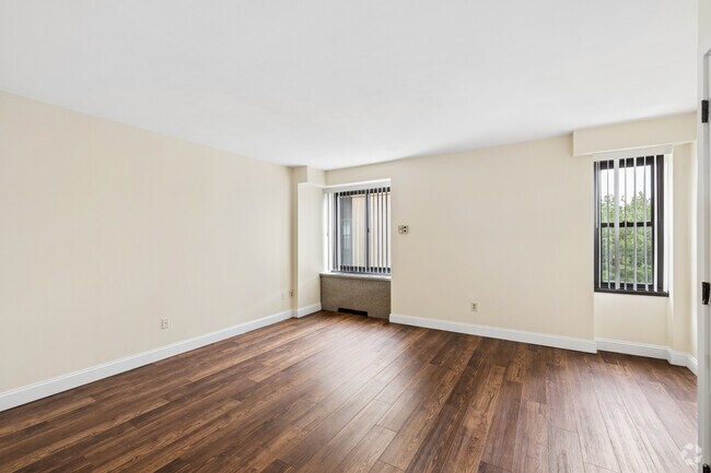 Studio - 368SF