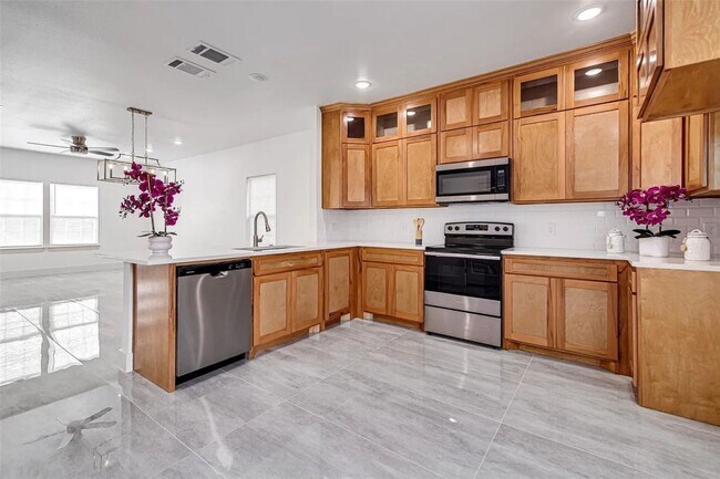 3155 N Glen Garden Dr